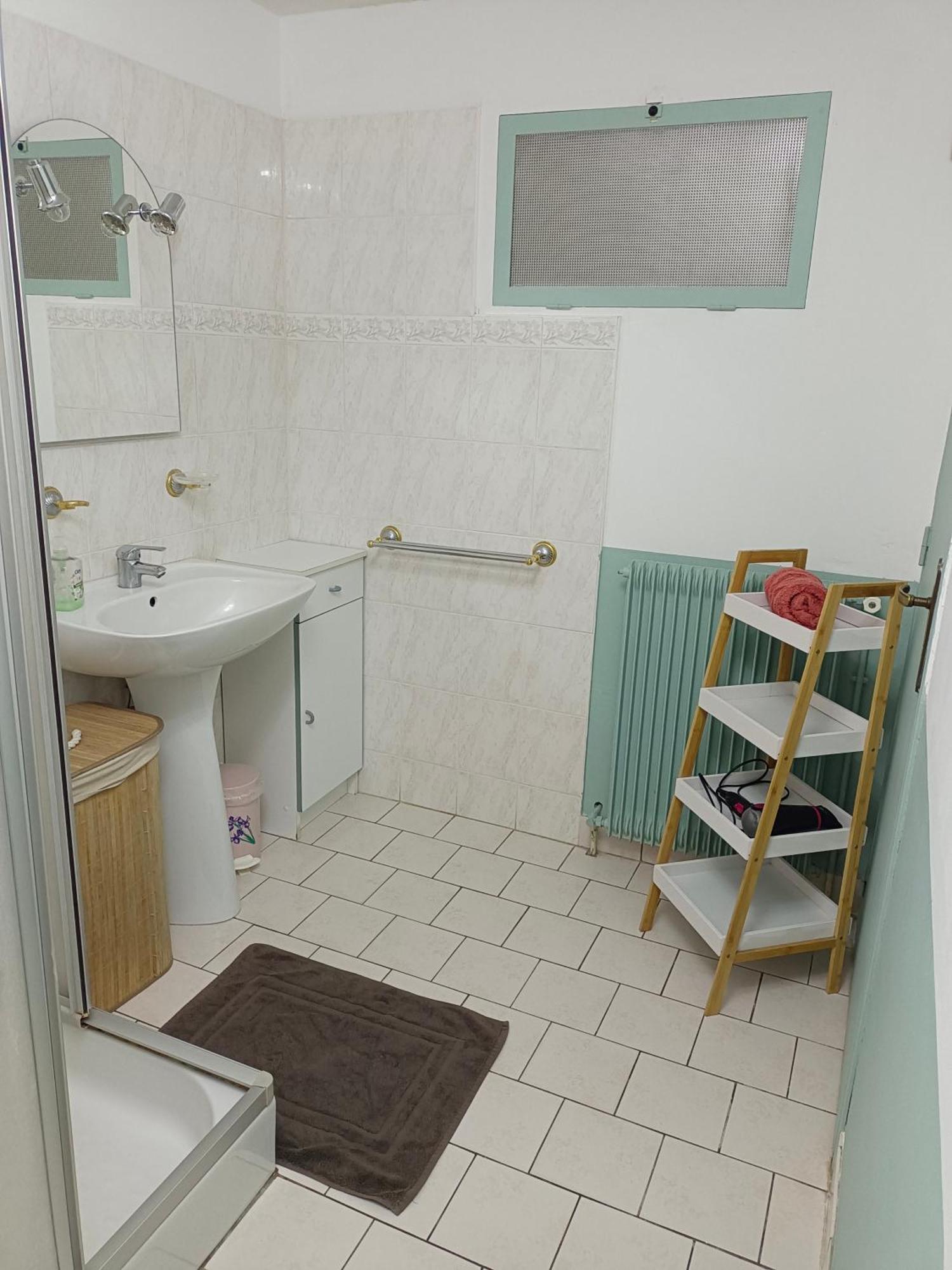Petite Maison Etape Loire A Velo Ou Compostelle Mosnes Buitenkant foto